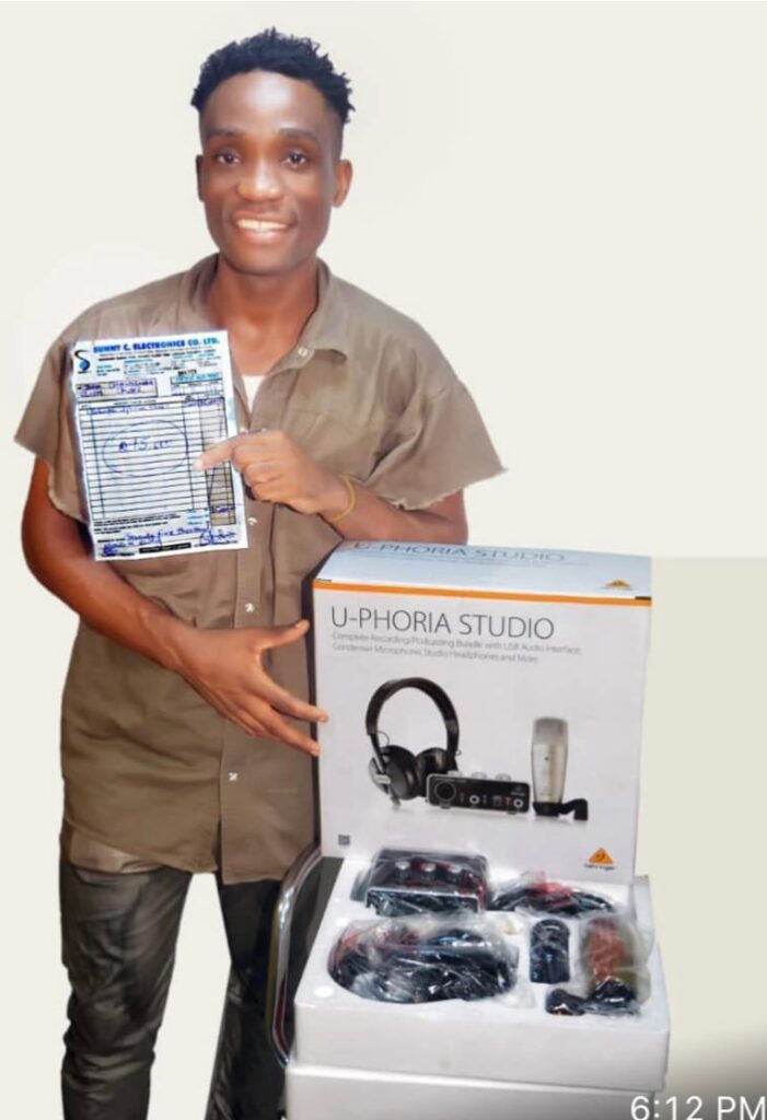 Frank Edwards Narrates How A Fan Bought Music Equipments With The Money He Gave him
