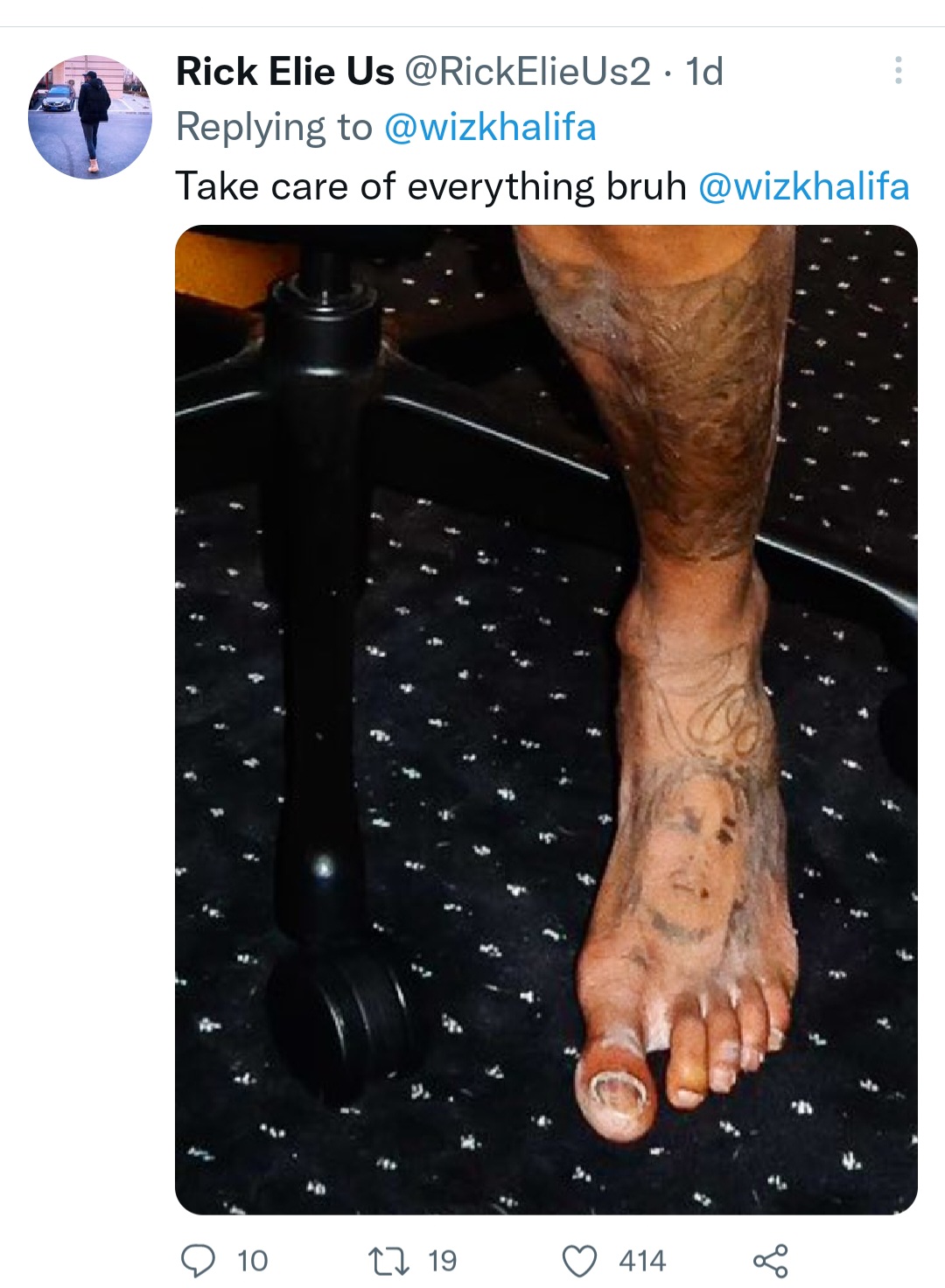 Wiz Khalifa's toes leaves surprising reactions on Twitter after he shared new photos